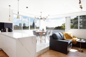 Perfect Located 2-Bed with Spacious Balcony & BBQ, Sydney